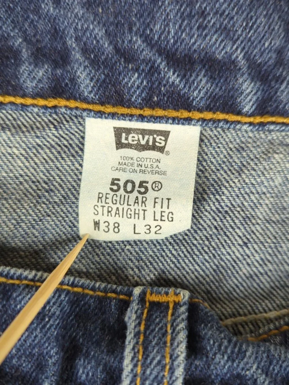 Vintage Levi's 505 Jeans Mens 38x32 (Actual 36x32) Blue Straight Leg Made In USA